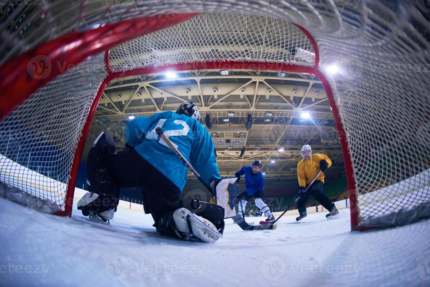 portero de hockey sobre hielo foto