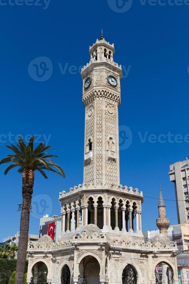 torre del reloj de izmir foto