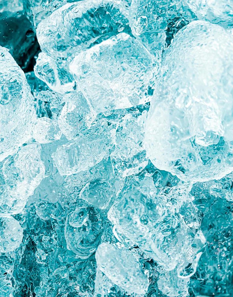The ice cube shape has been adjusted to add color,It will help refresh and make you feel good. photo