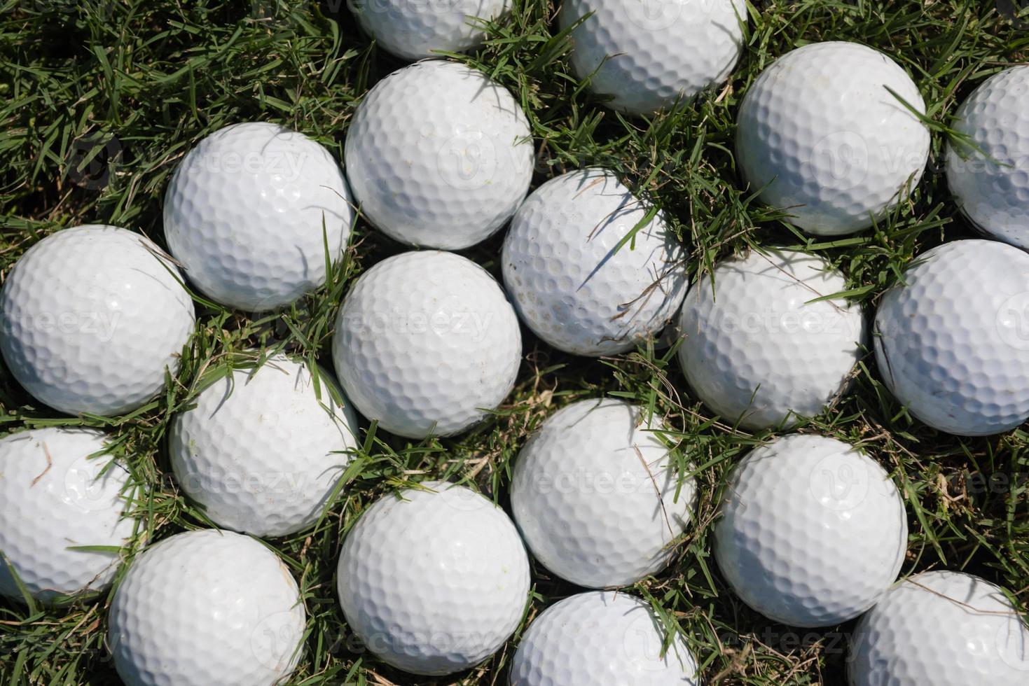 golf balls background photo