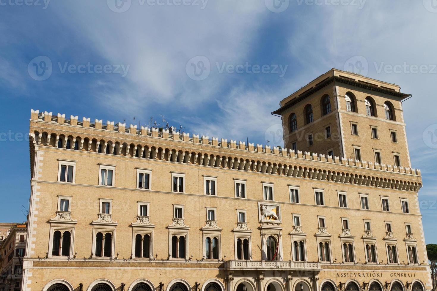 Piazza Venezia, Rome, Italy photo