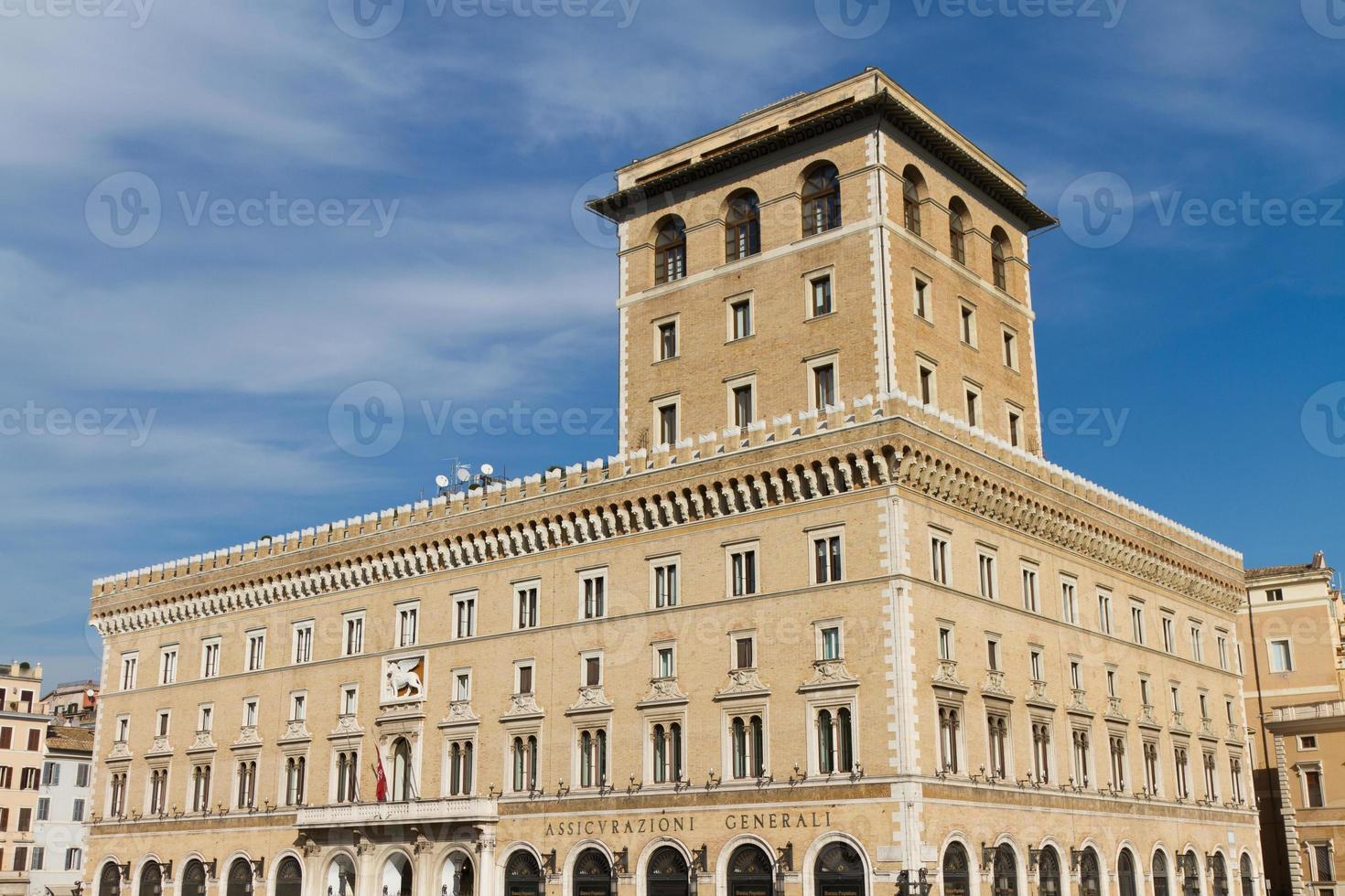 Piazza Venezia, Rome, Italy photo