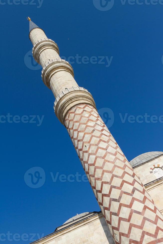 minarete de la mezquita uc serefeli, edirne, turquía foto