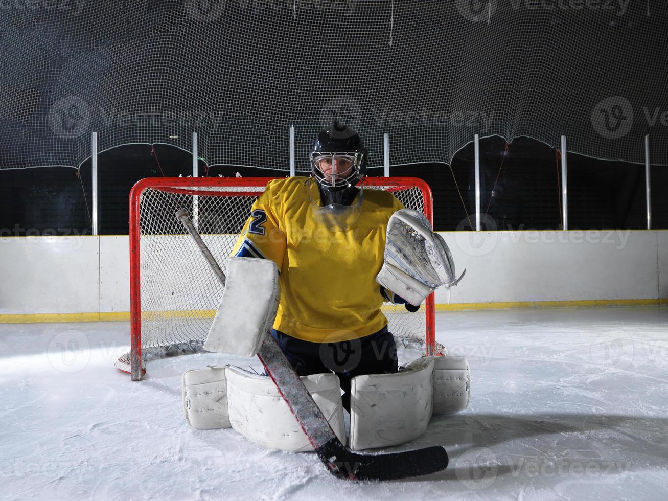 portero de hockey sobre hielo foto