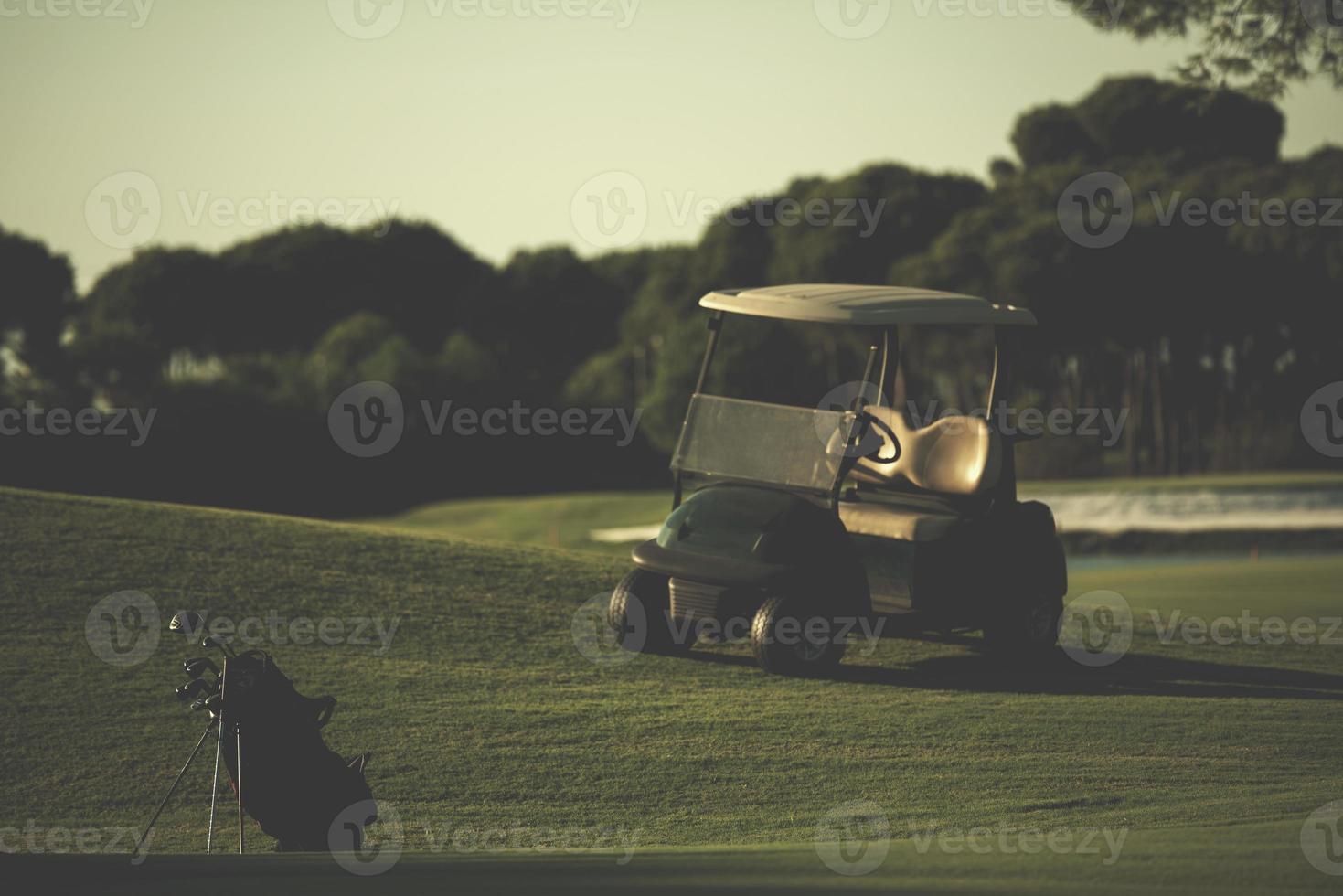 golf bag on course photo