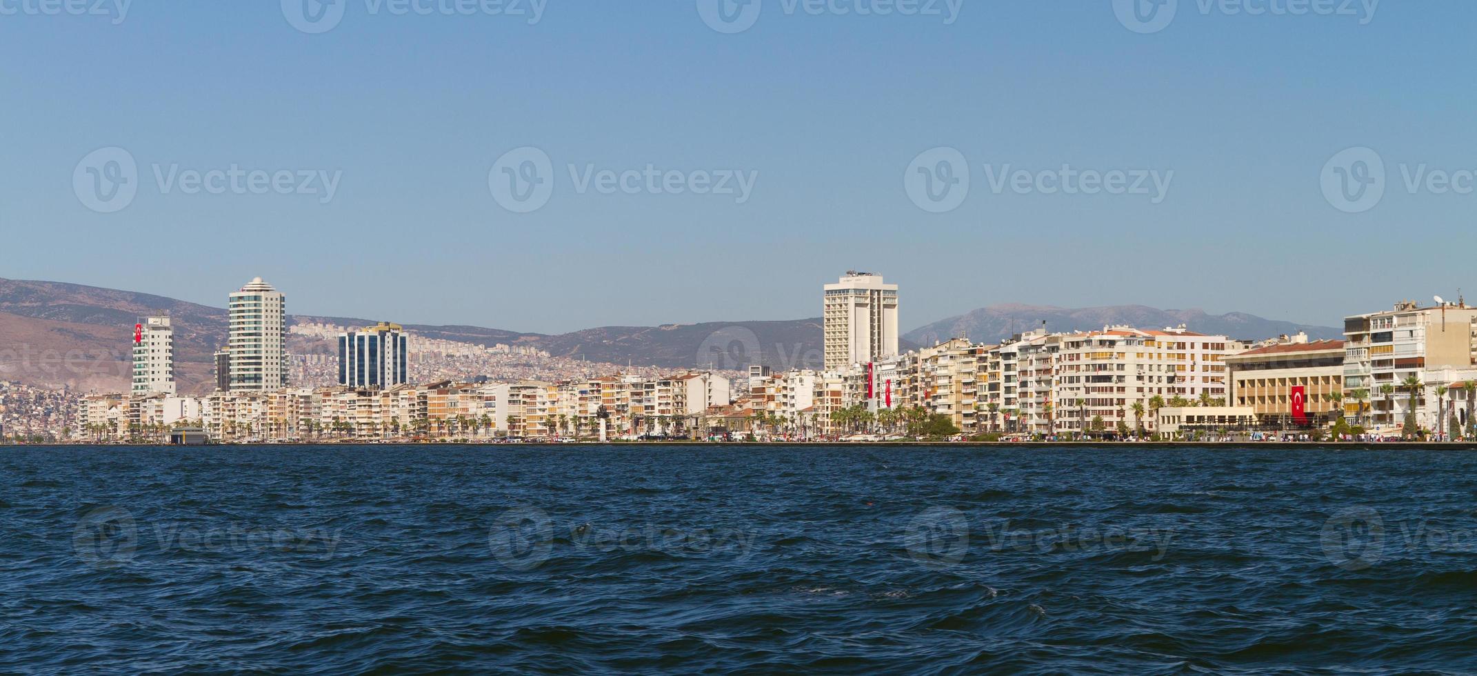 paisaje urbano de izmir, turquía foto