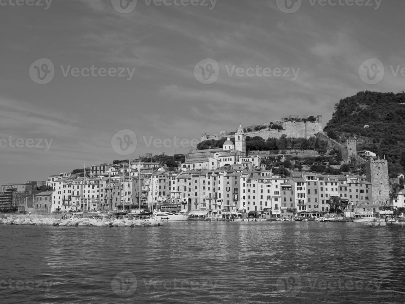 cinque terre in italy photo