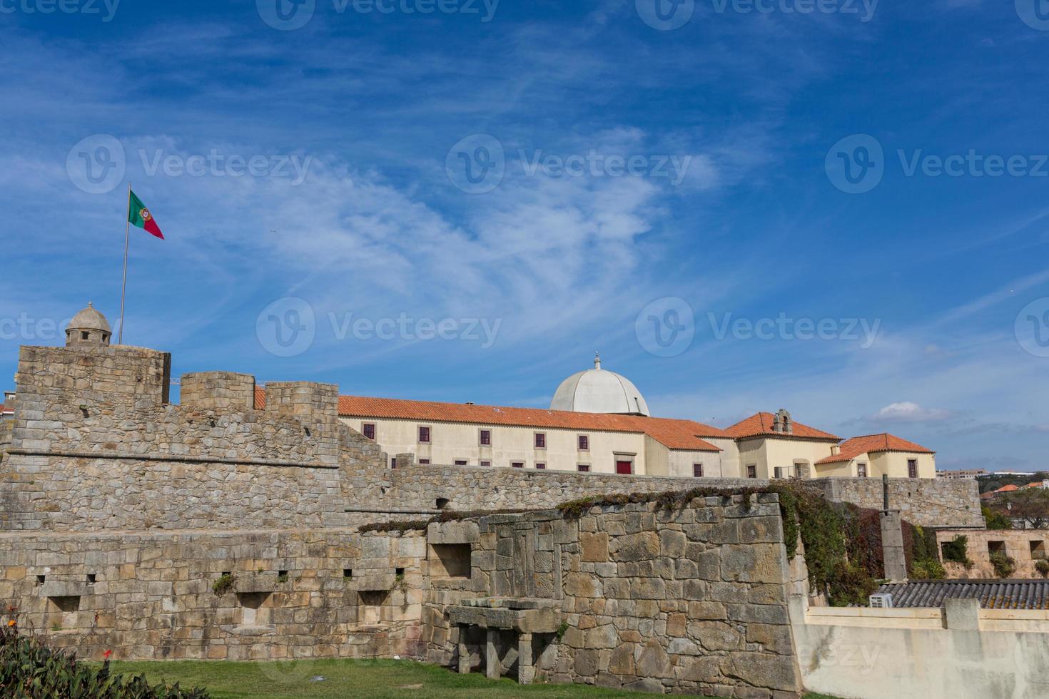 castelo do queijo o castillo del queso o forte de francisco xavier en porto, portugal foto