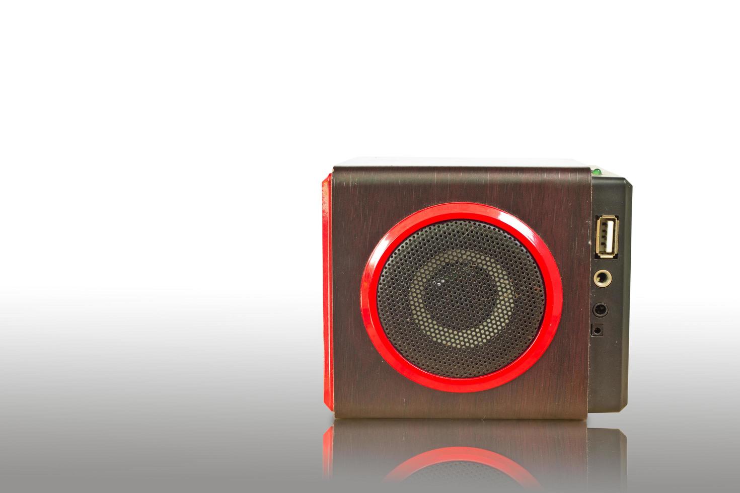 altavoz y reproductor de mp3 con usb foto