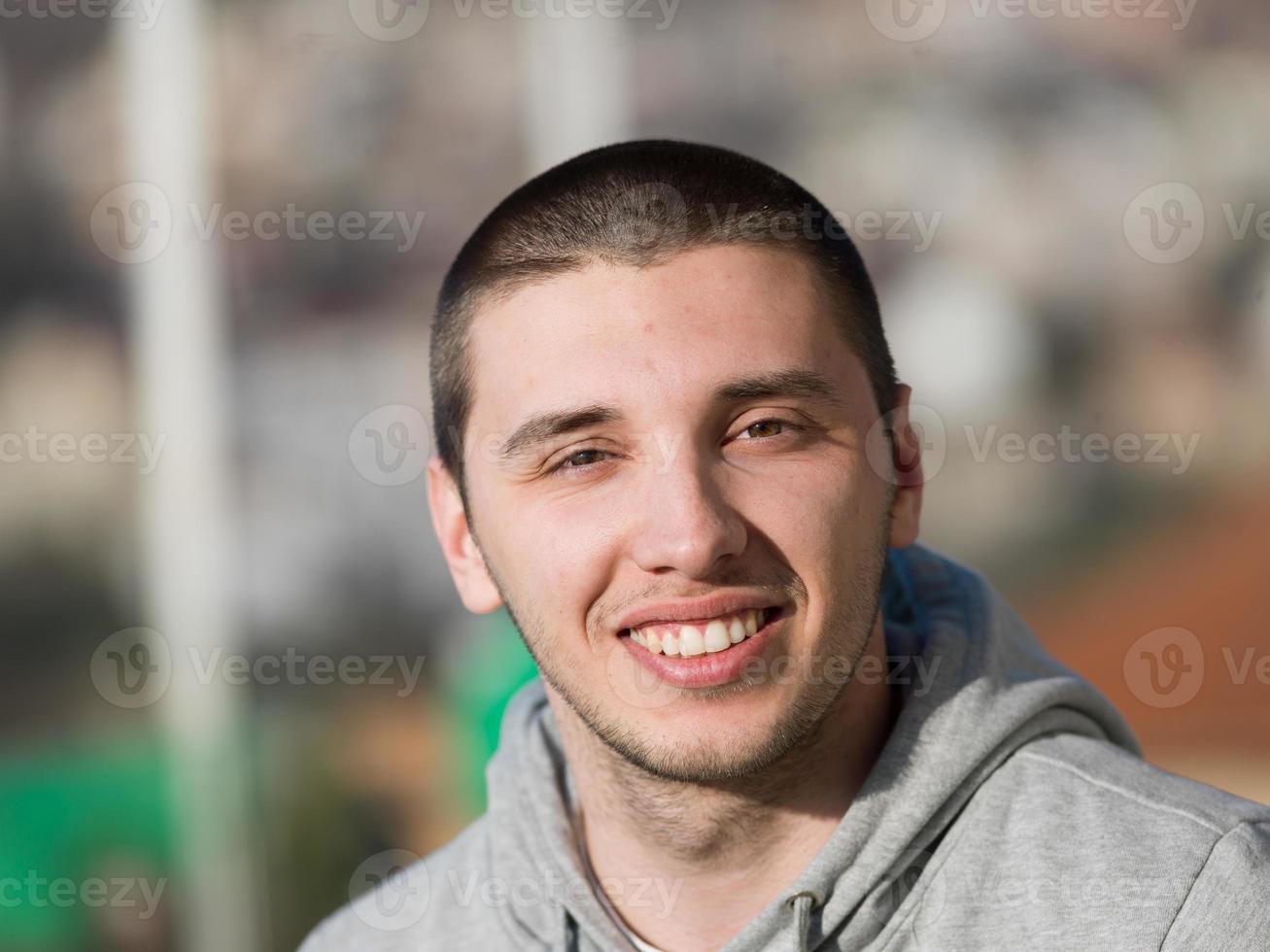 retrato de hombre joven foto