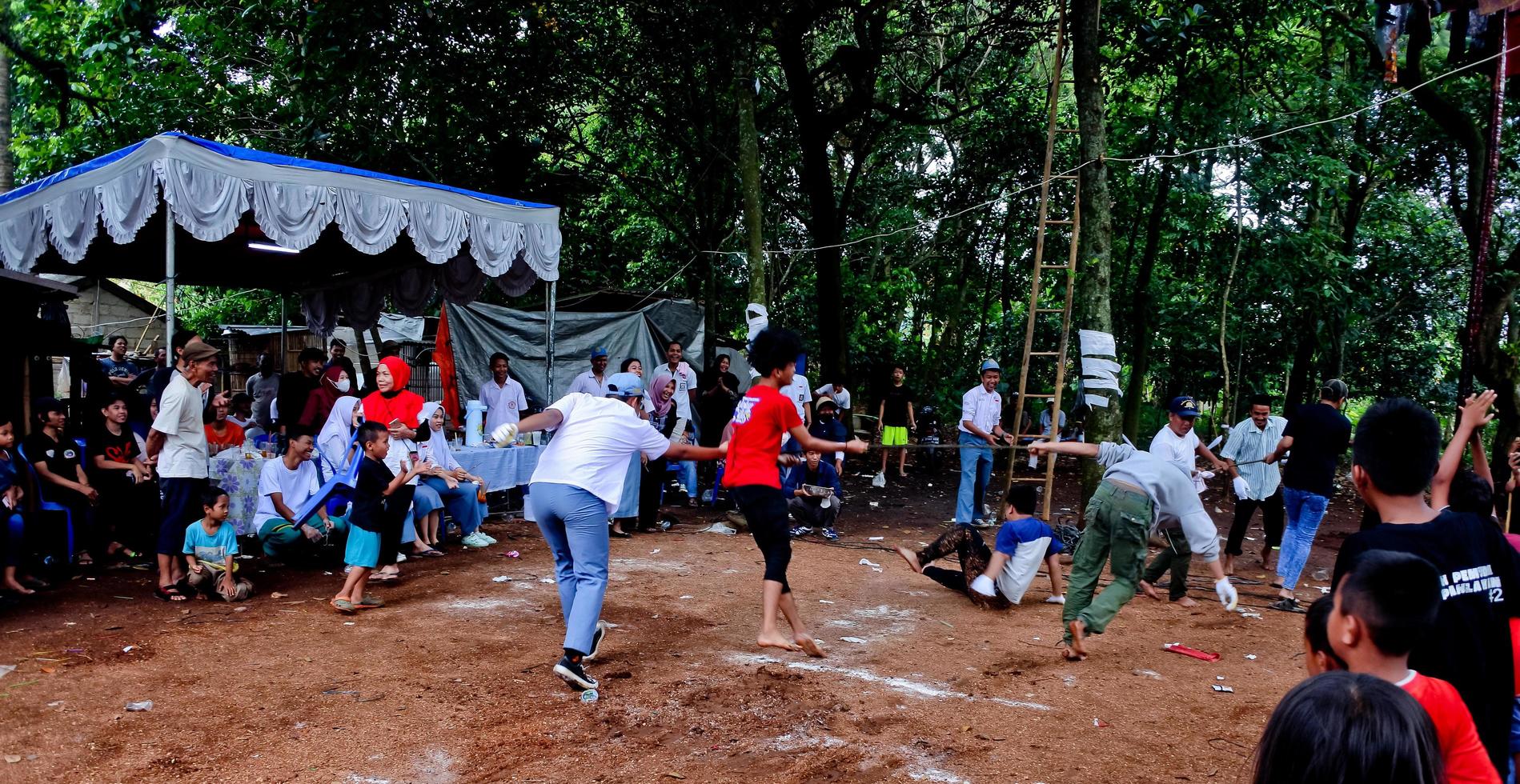 Pamulang, August 17, 2022. Various competitions to commemorate Indonesia's independence day were carried out in a simple but still lively manner. photo