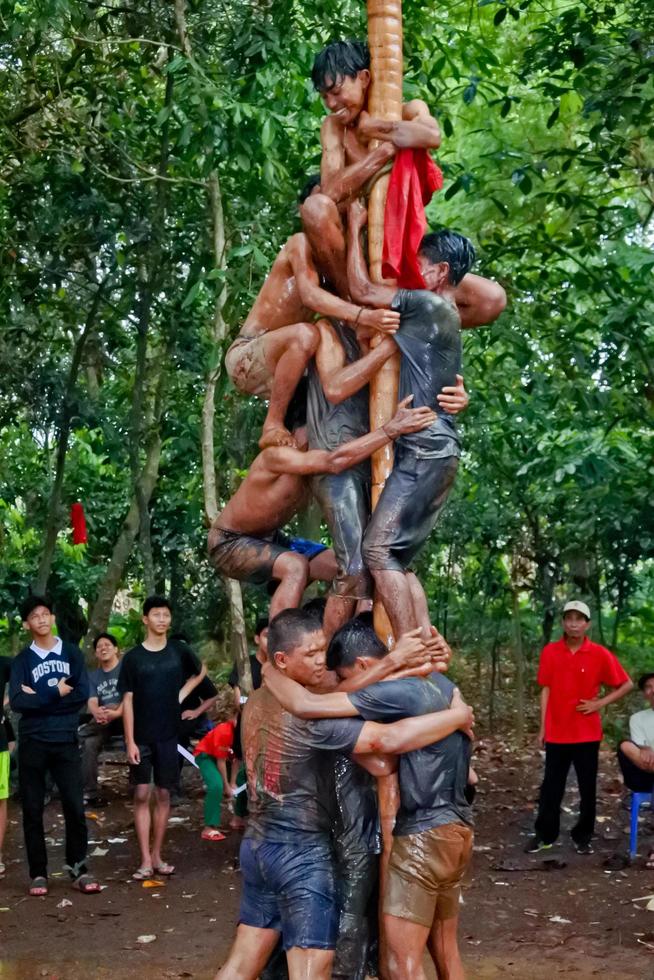 Pamulang, August 17, 2022. Various competitions to commemorate Indonesia's independence day were carried out in a simple but still lively manner. photo