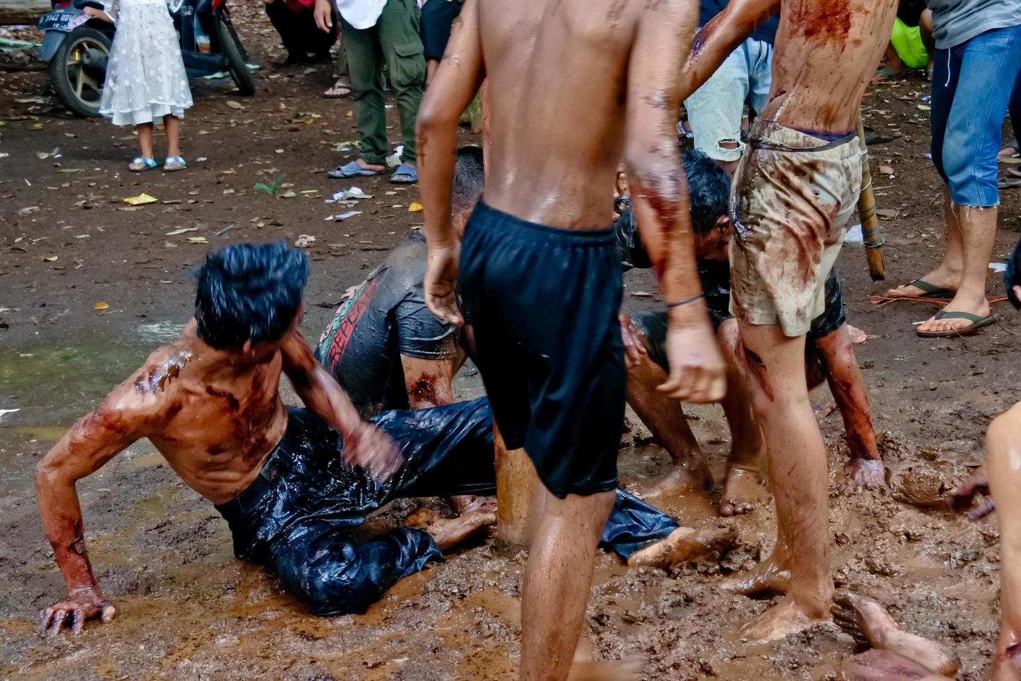Pamulang, August 17, 2022. Various competitions to commemorate Indonesia's independence day were carried out in a simple but still lively manner. photo
