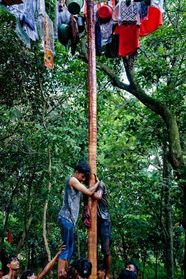Pamulang, August 17, 2022. Various competitions to commemorate Indonesia's independence day were carried out in a simple but still lively manner. photo