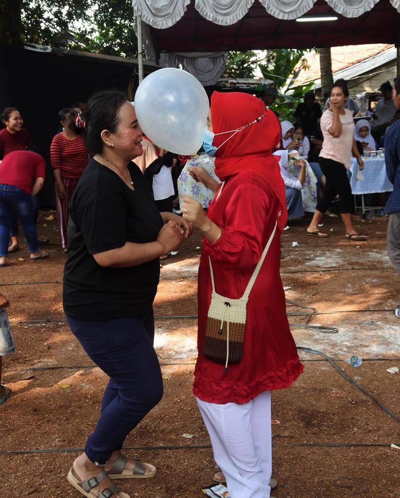 Pamulang, August 17, 2022. Various competitions to commemorate Indonesia's independence day were carried out in a simple but still lively manner. photo