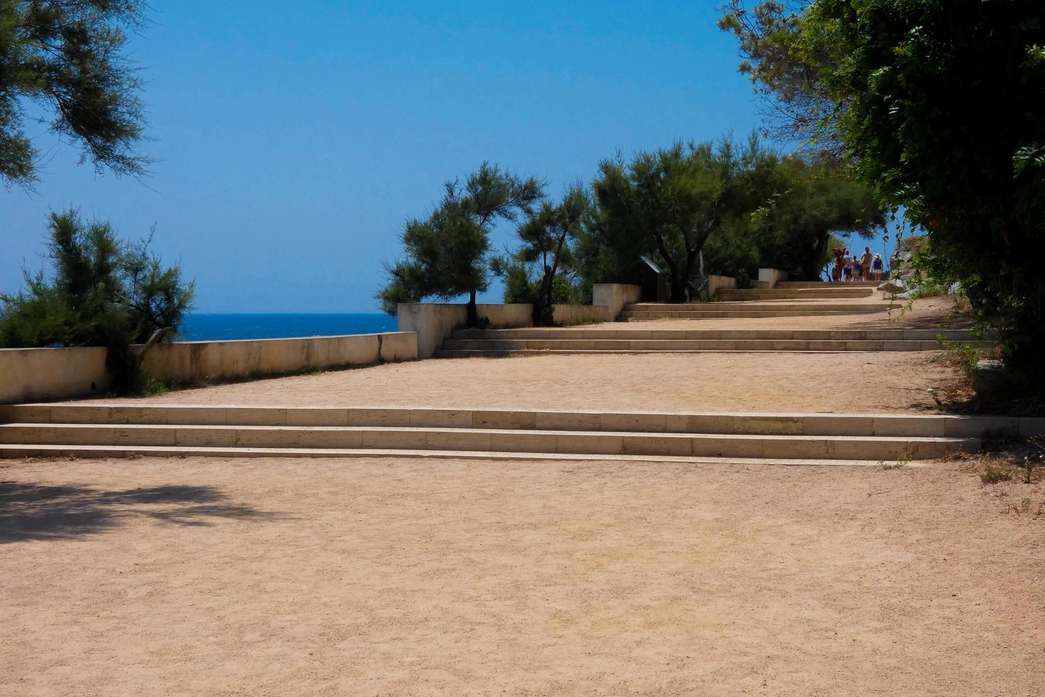 la ronda de la costa brava ruta costera catalana, s'agaro, sant feliu de guixols foto