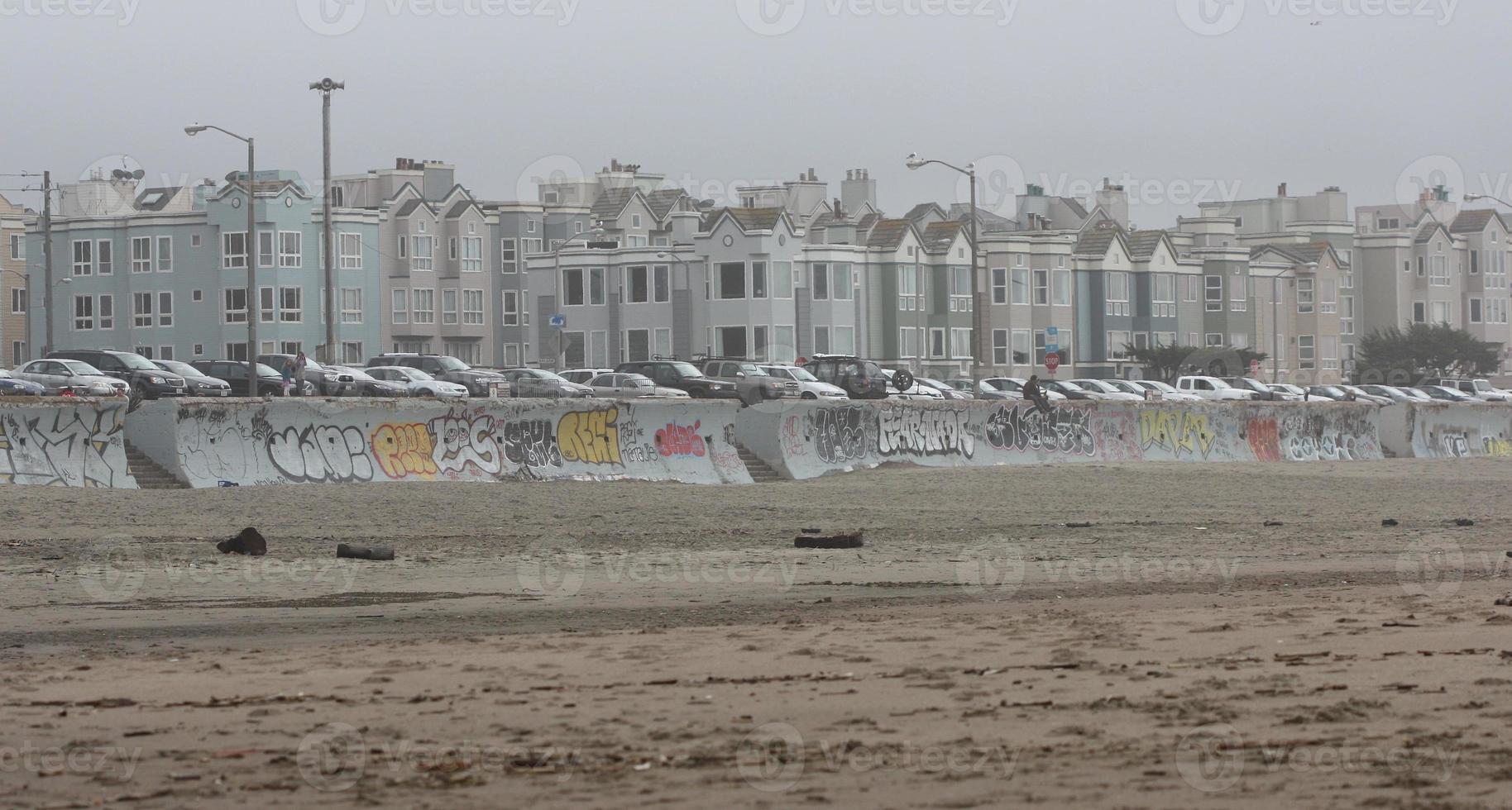 A view from the beach of houses in Sanfransisco. photo