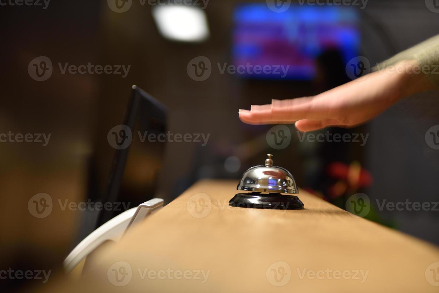 campana de recepción del hotel foto