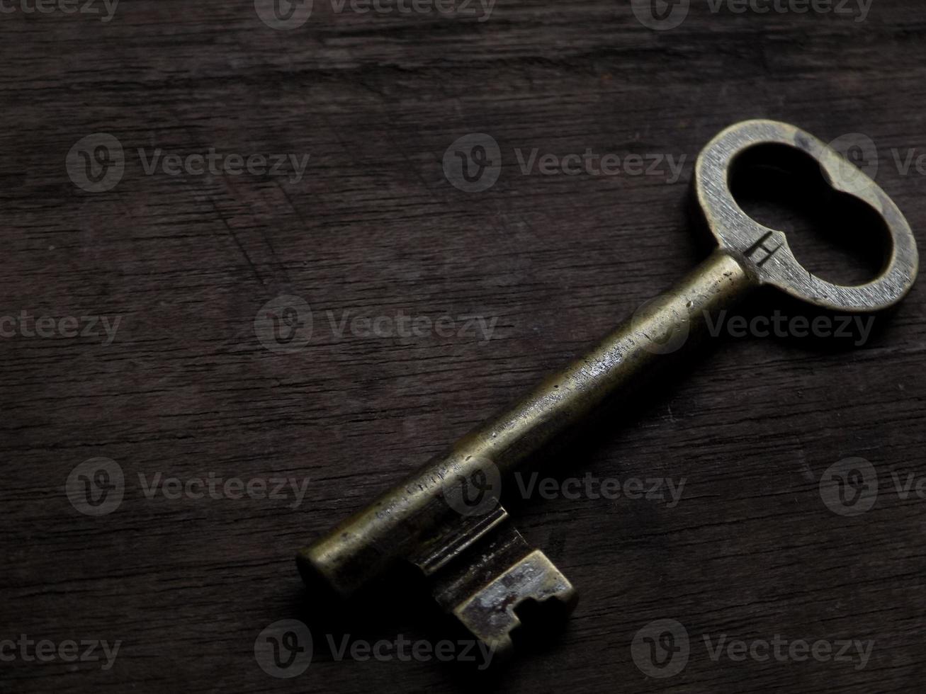 photo of an old key