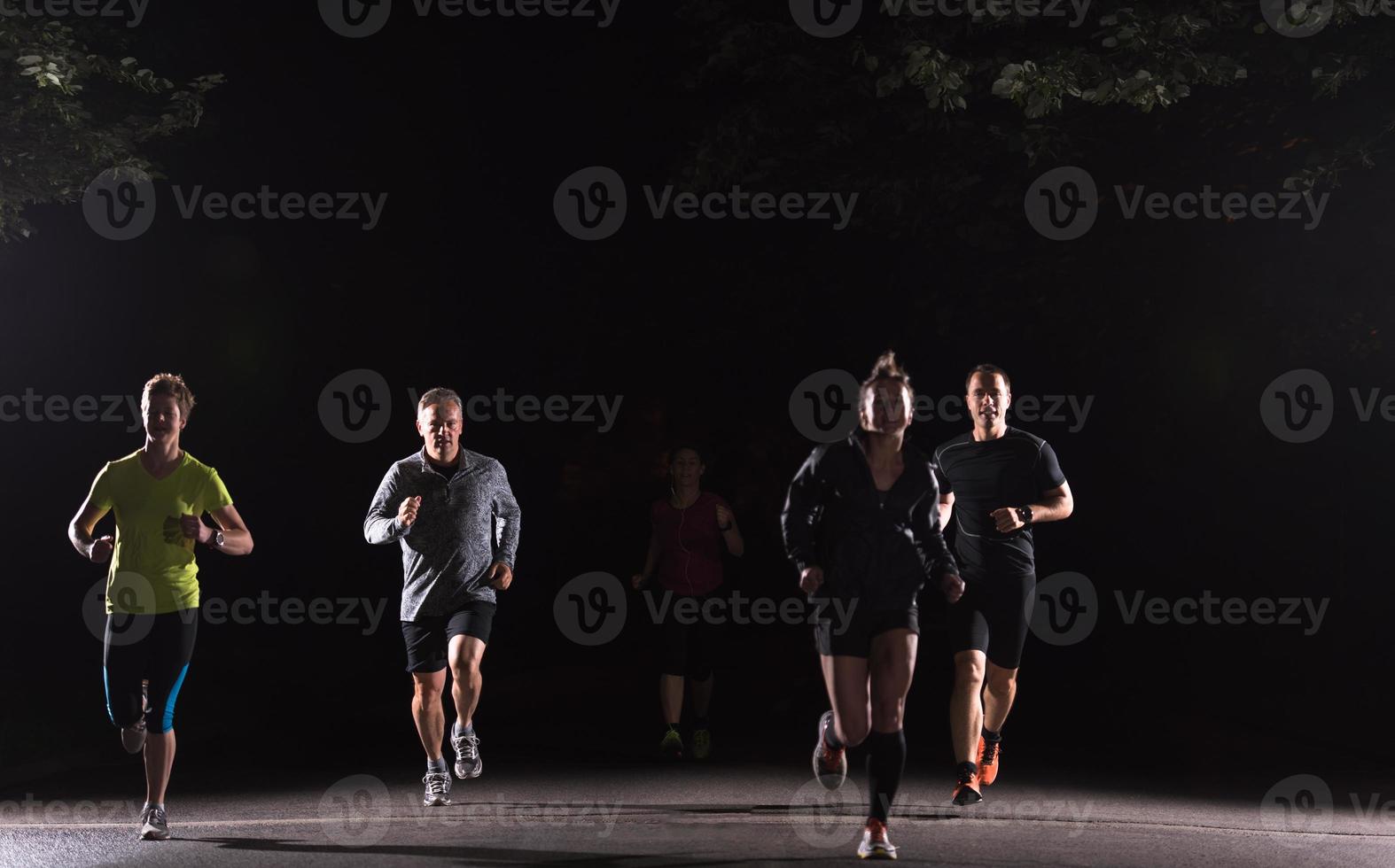 runners team on the night training photo