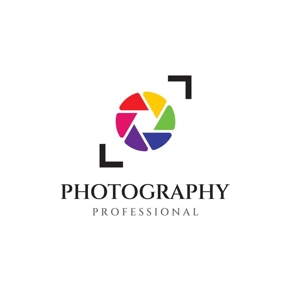 Photography camera logo, lens camera shutter, digital, line, professional, elegant and modern. Logo can be used for studio, photography and other businesses. vector