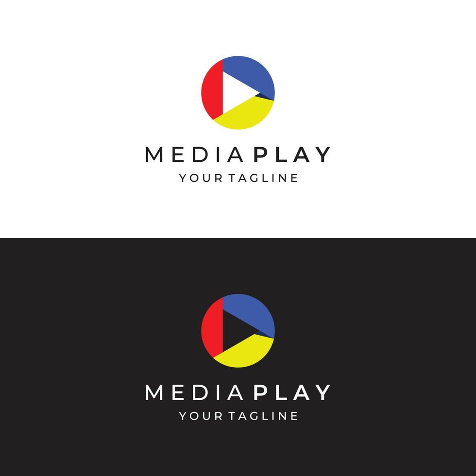 botón de reproducción del logotipo multimedia con triángulo moderno, el logotipo se puede utilizar para multimedia, impresión, tecnología y otros negocios. vector