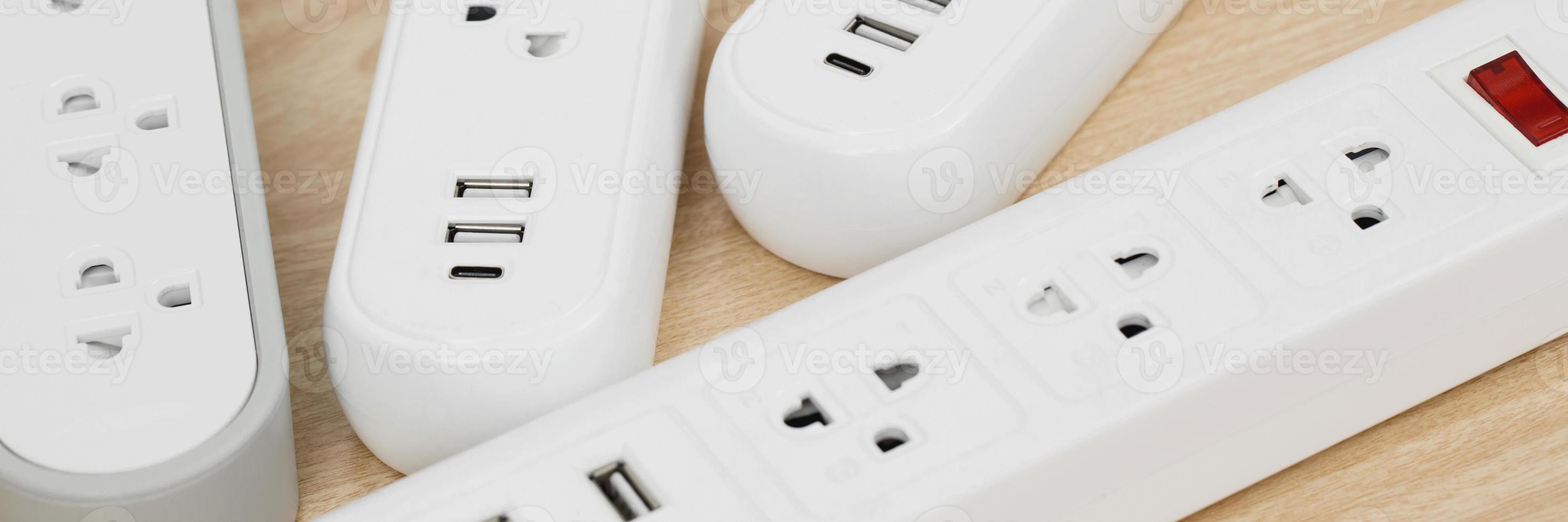 Electrical appliances plugs full of all plugs or plugs together. Because of the risk of causing a short circuit from high heat accumulated in the wires. photo
