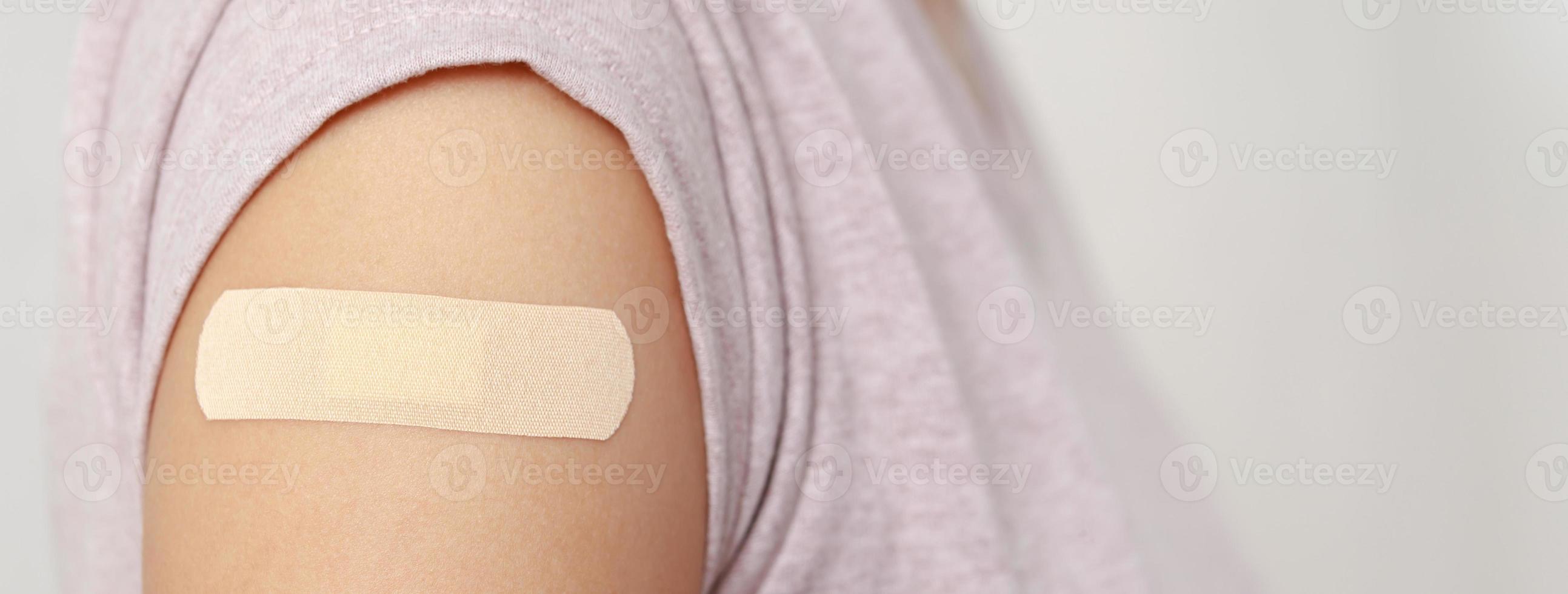 woman is receiving getting vaccinated immunity,It had no effect on her body. photo