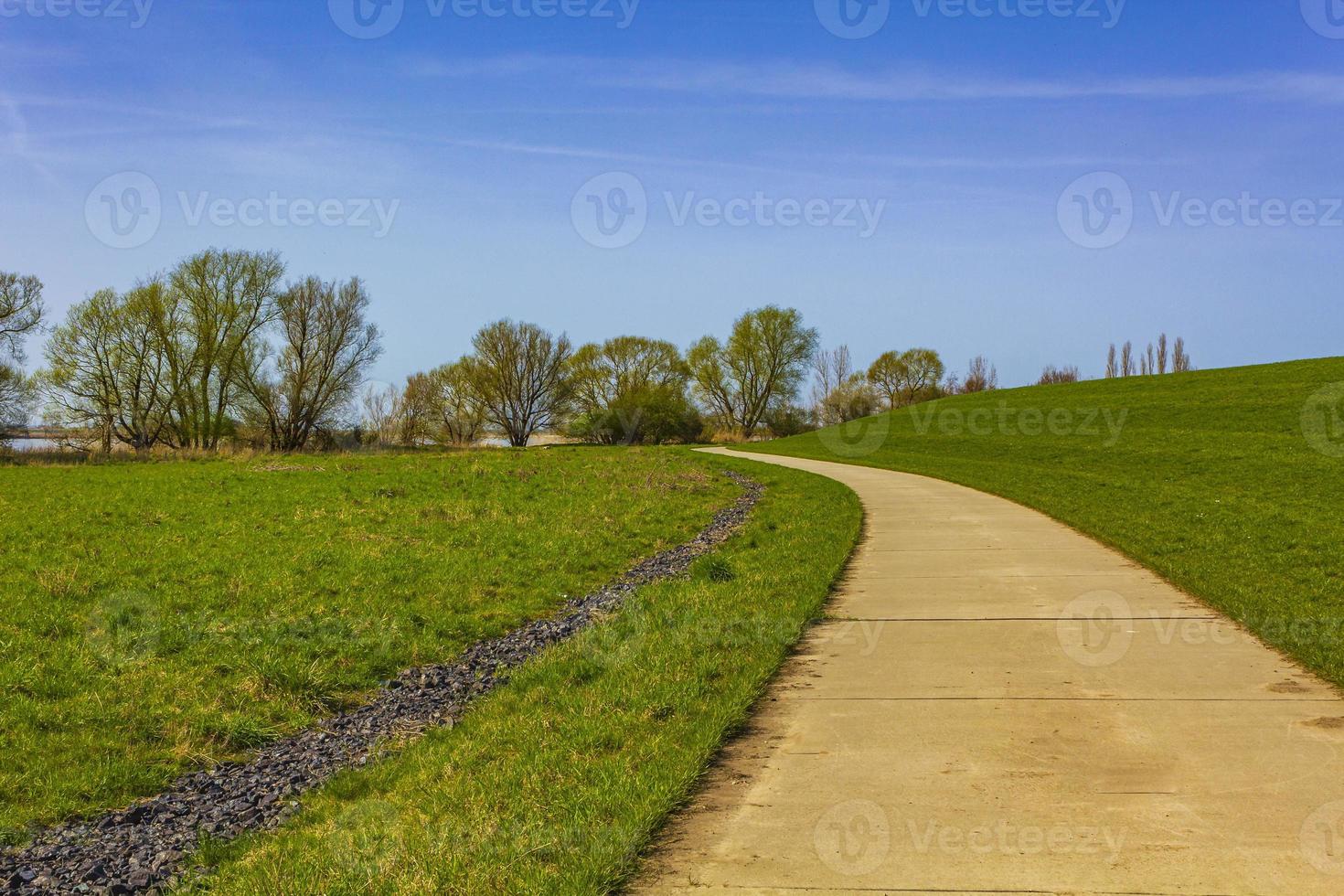 mar de wadden esteros costa sendero paisaje baja sajonia alemania. foto