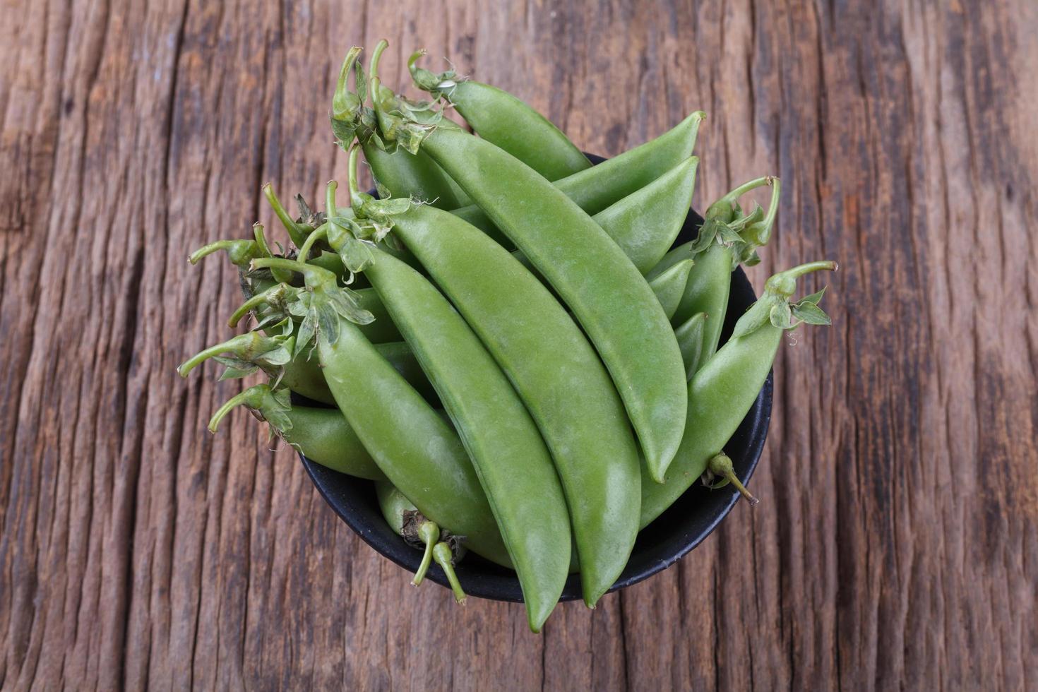 Sugar snap pea photo