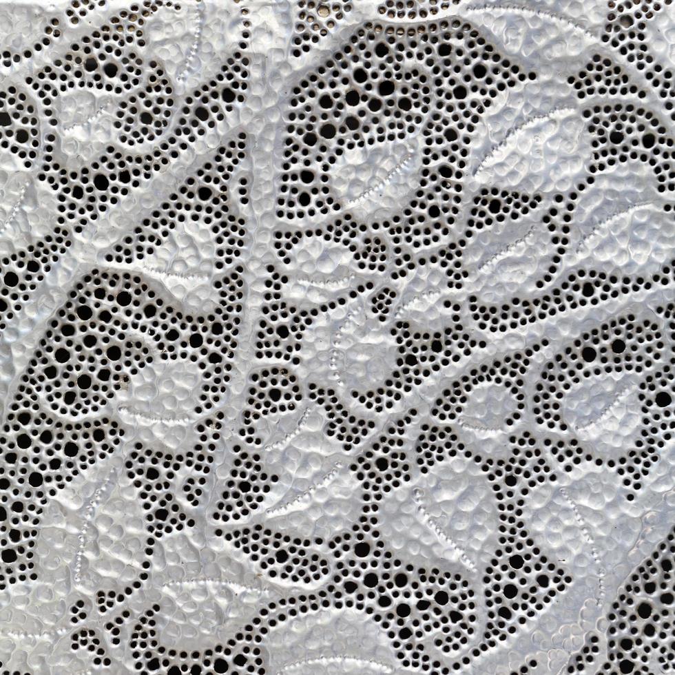 The art and pattern of carving silverware photo