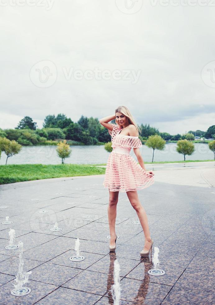 woman in dress photo