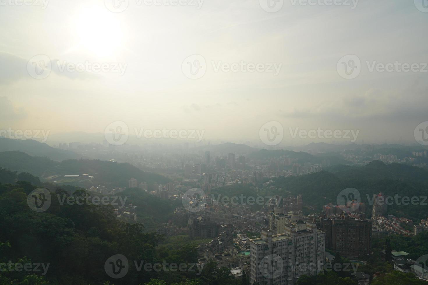 Overview cityscape city and mountation, photo shooting from the top of Mount in Taipei, Taiwan.