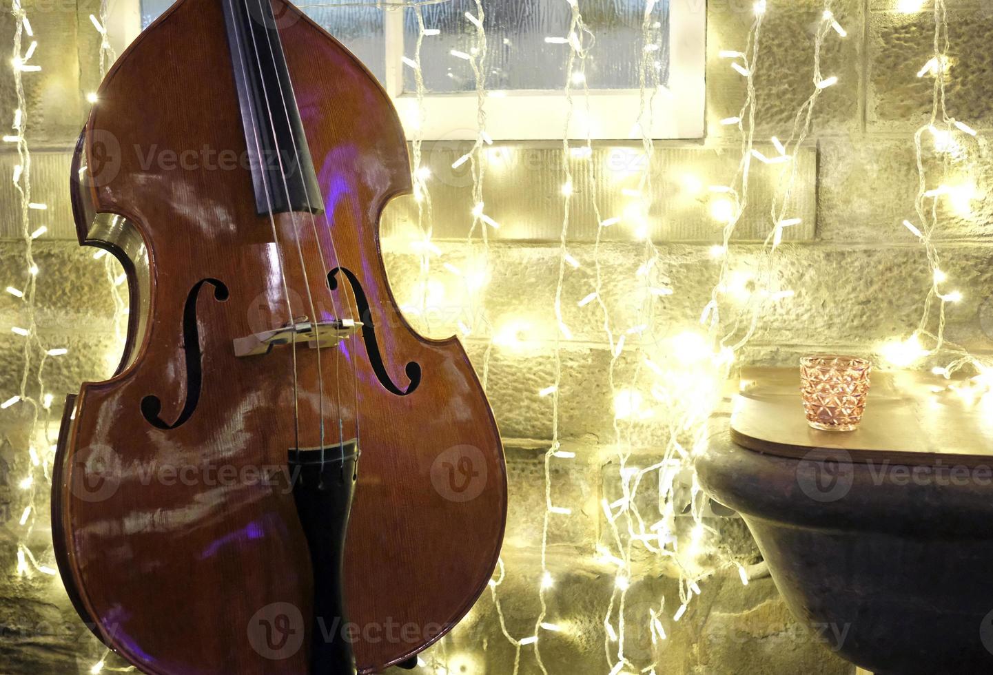 luces e instrumentos - ambiente antes del concierto foto