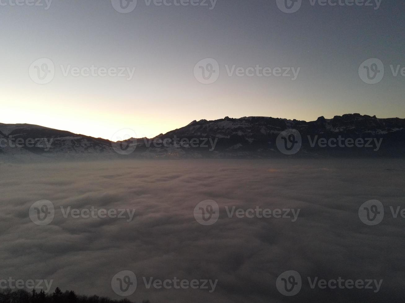 Sunset abouve the Fog photo