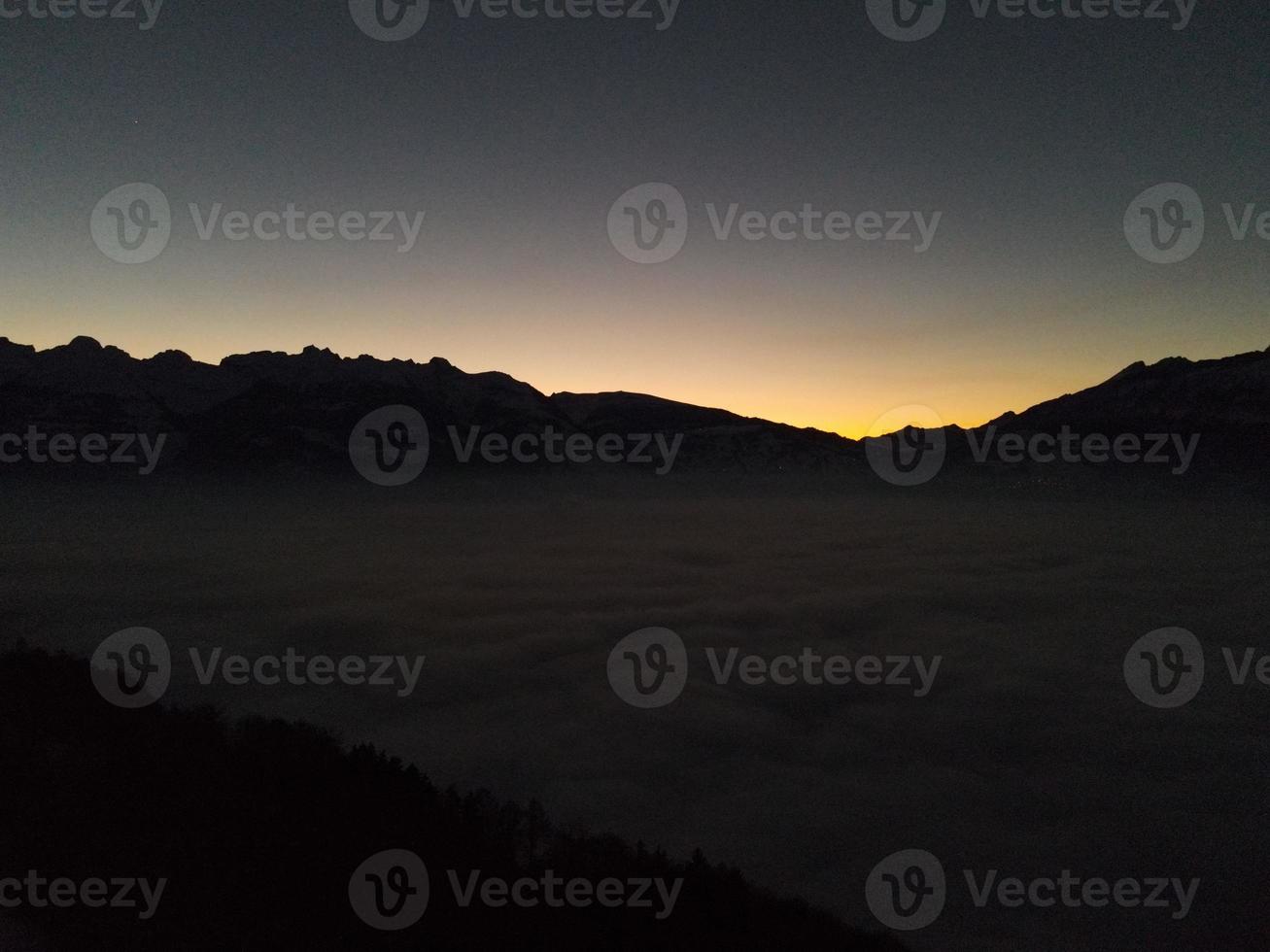Sunset abouve the Fog photo