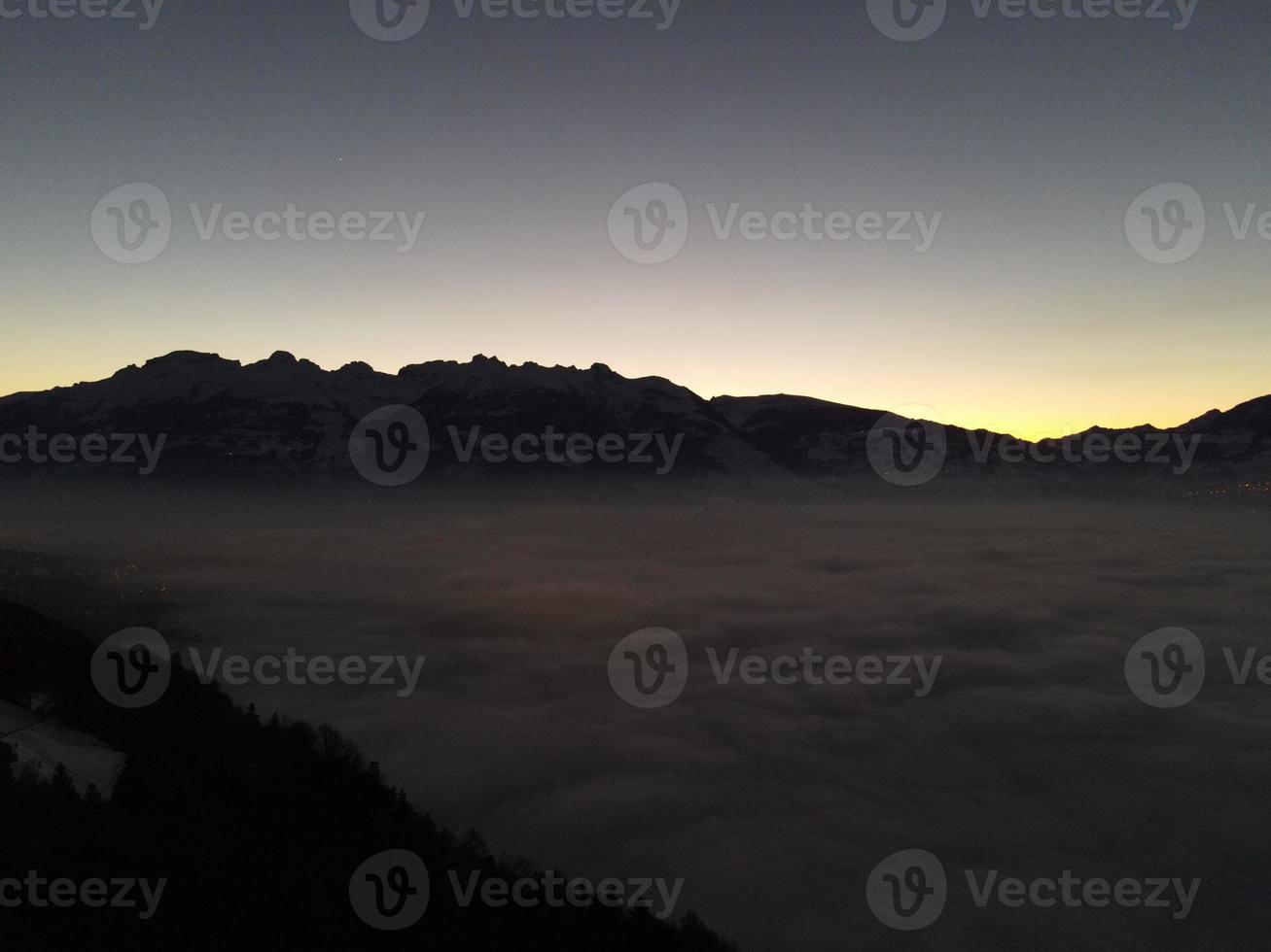Sunset abouve the Fog photo