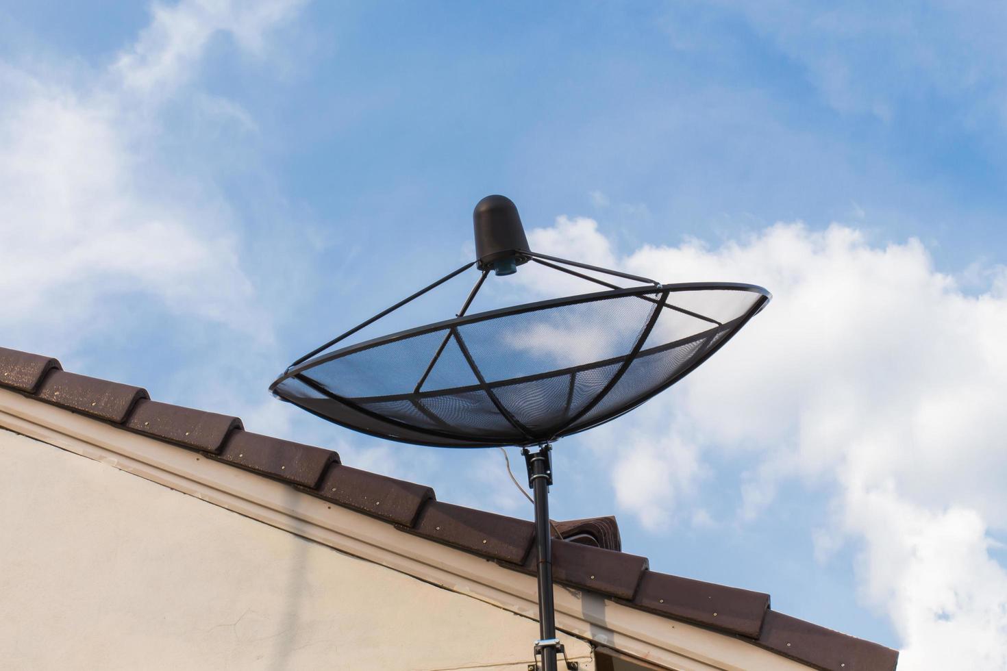 satellite dish on the roof photo