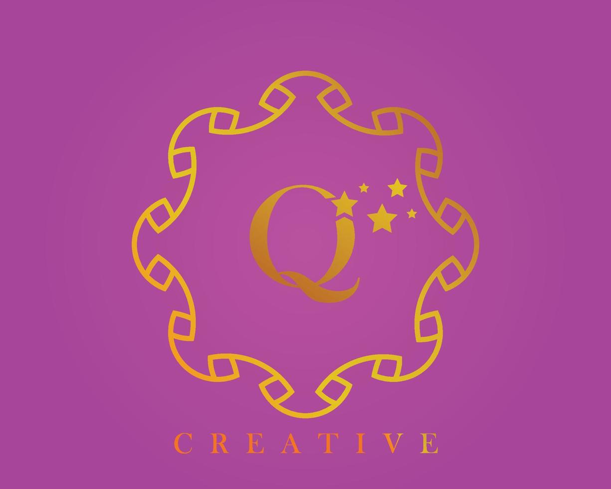 logotipo de diseño creativo, alfabeto q, letra de 5 estrellas, etiqueta, icono, para embalaje, diseño de productos de lujo. hecho con oro sobre un fondo texturizado de color violeta claro. vector