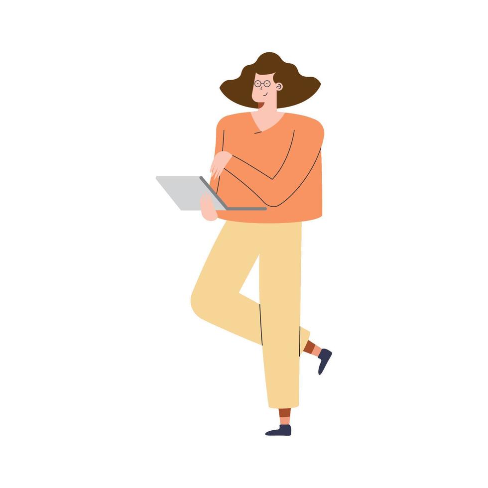 mujer de pie usando laptop vector