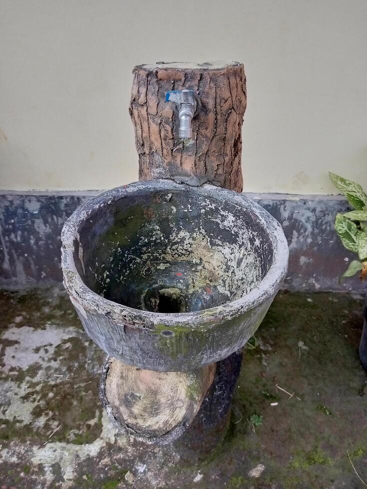 hand wash basin made of cement 11193409 Stock Photo at Vecteezy