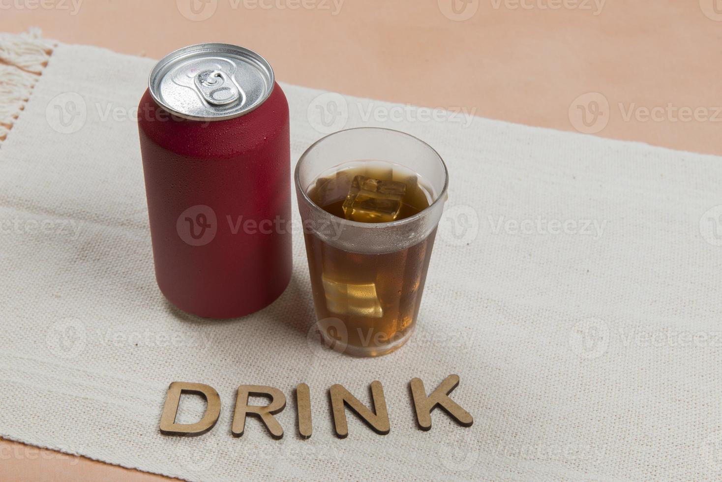 red soda can photo