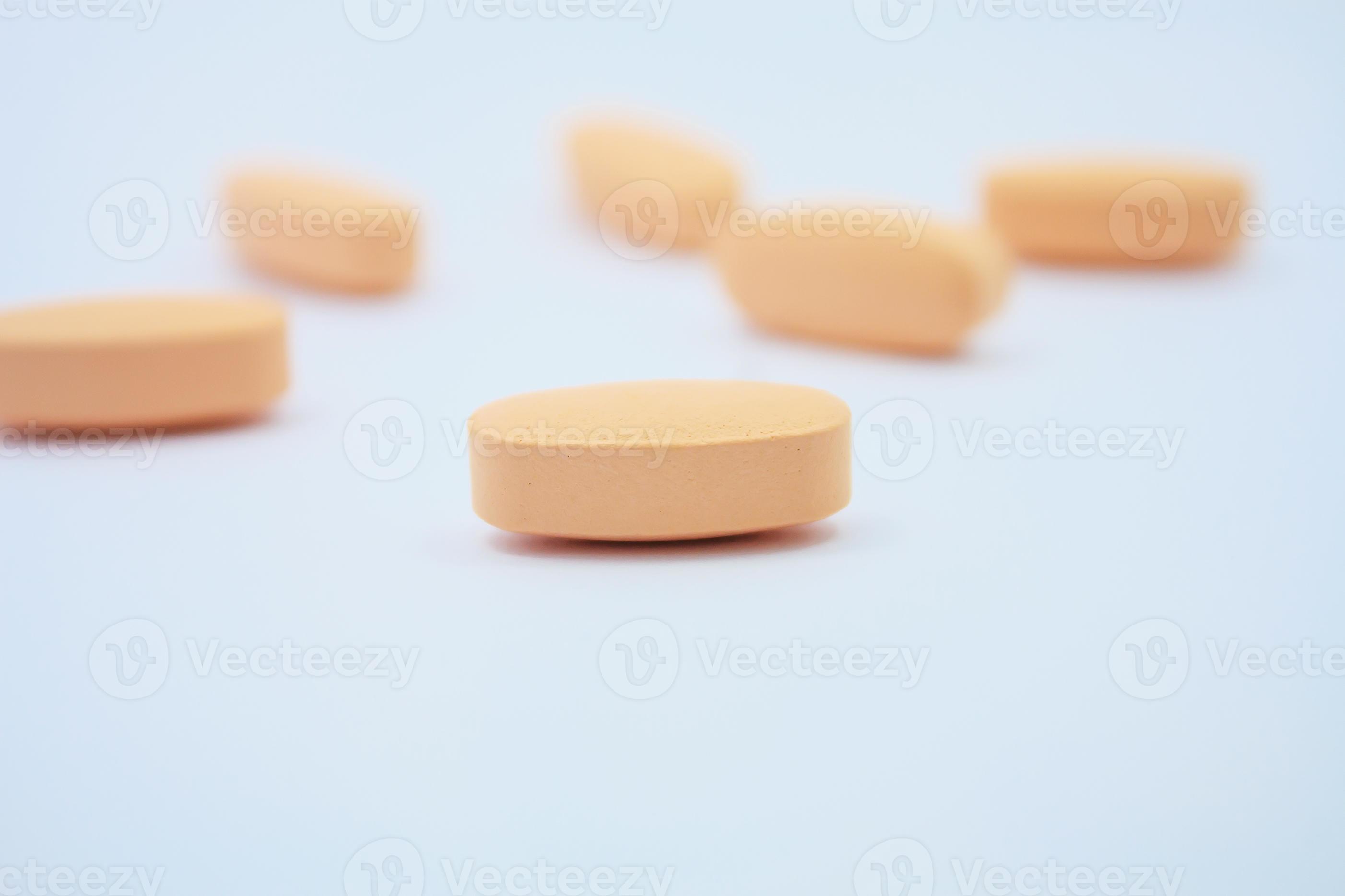 44 194 Yellow Round Pill - rnuvr2y