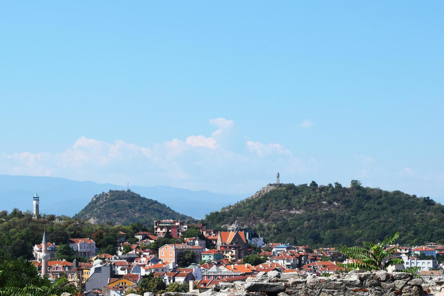 vista de los alrededores de la ciudad de plovdiv en bulgaria foto