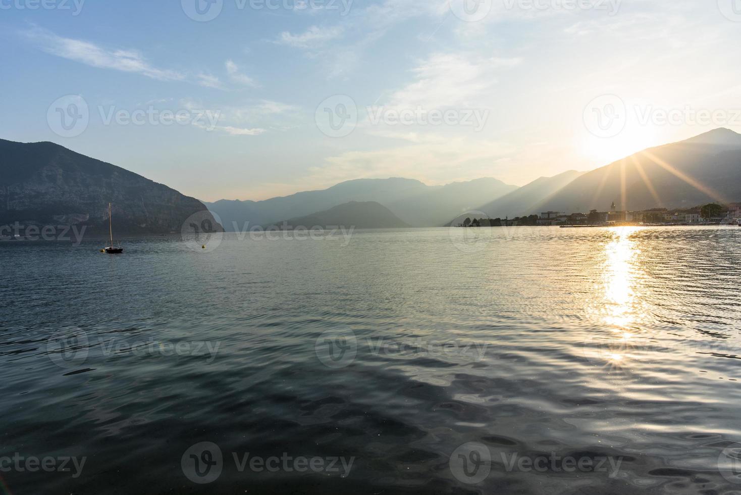 2022 05 21 Iseo sunset on the lake photo