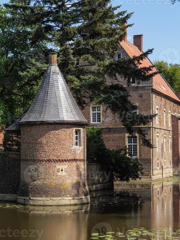 the castle of Wellbergen photo