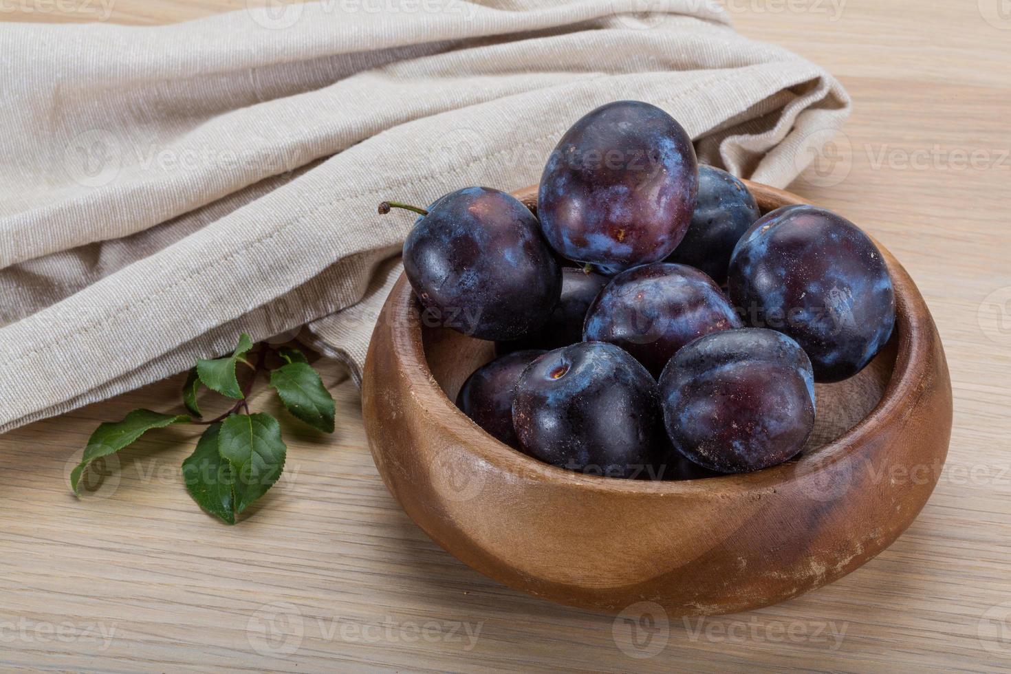 Ripe fresh plum photo