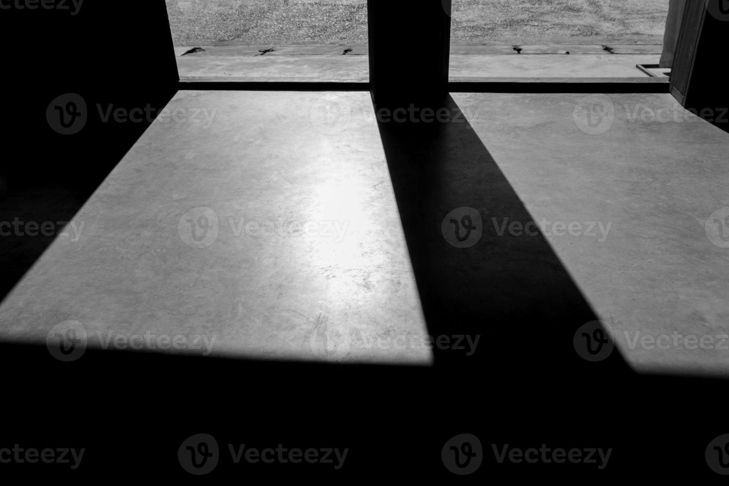 shadow of door photo