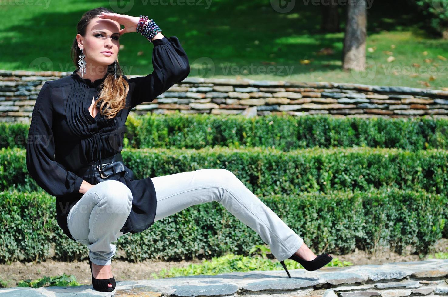 woman fashion outdoor photo