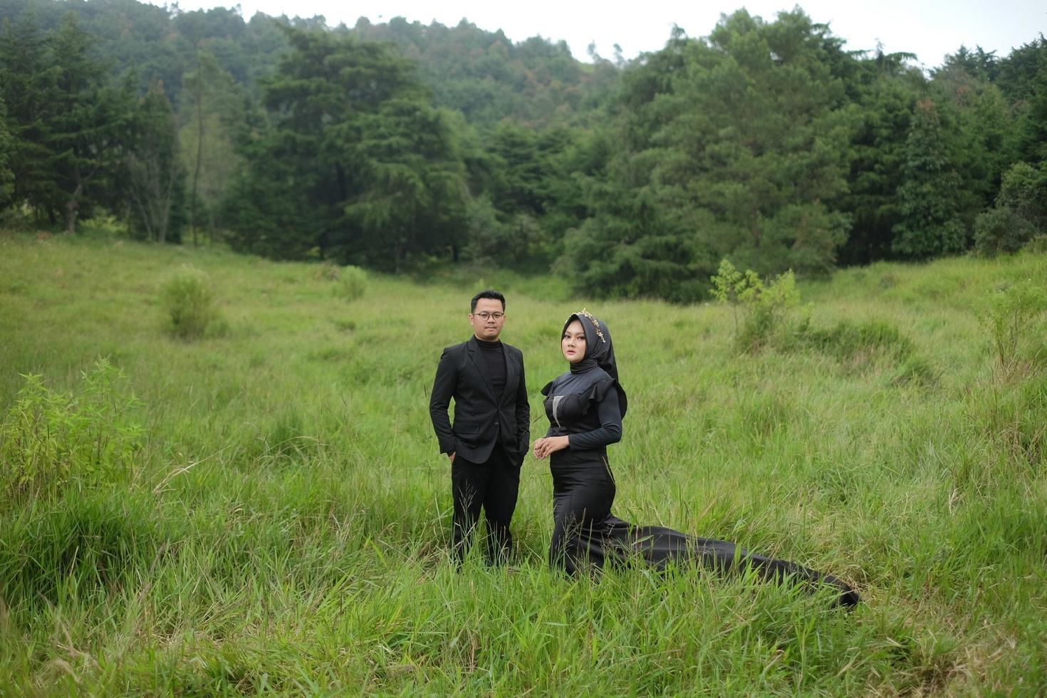 young indonesian couple photo